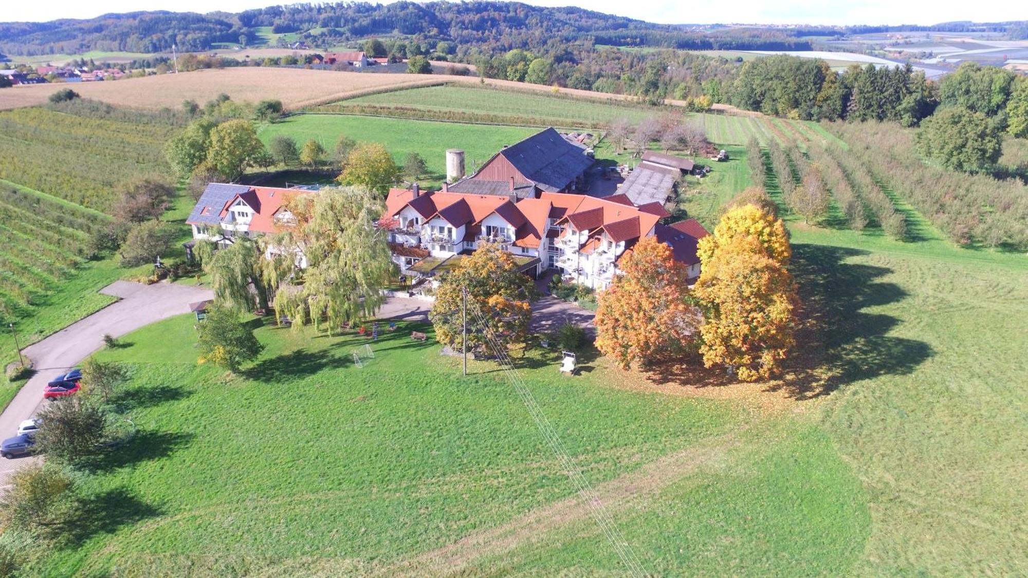 Landhotel Schellenberg Uberlingen Εξωτερικό φωτογραφία