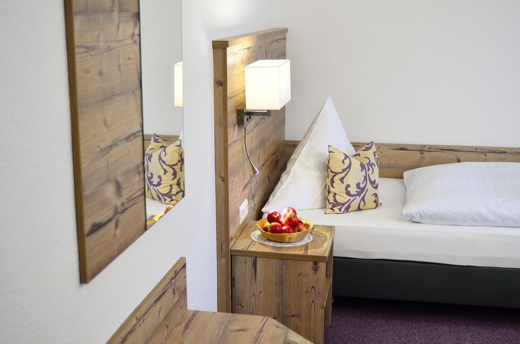 Landhotel Schellenberg Uberlingen Εξωτερικό φωτογραφία