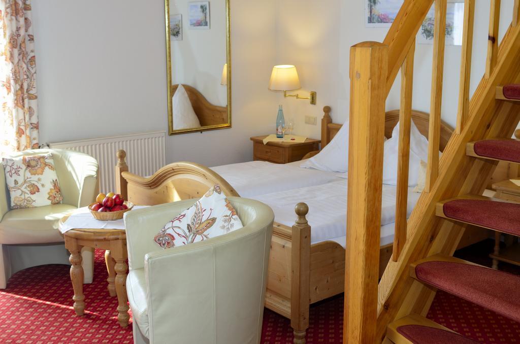 Landhotel Schellenberg Uberlingen Εξωτερικό φωτογραφία